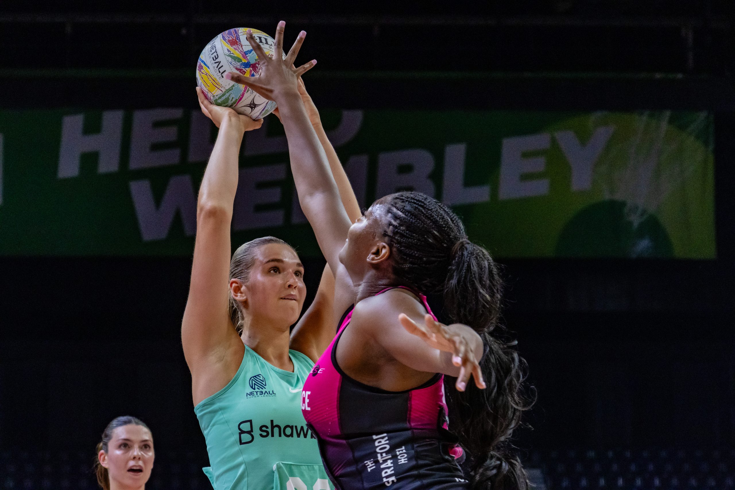 Pulse Hold Nerve in Tight Finish Against Mavericks